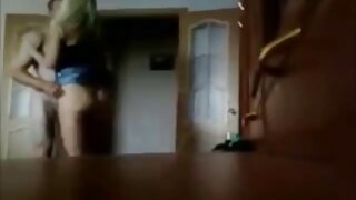 ಮೂರು ಎಳೆತಗಳು ಅವಳ ಮಲಗ ...