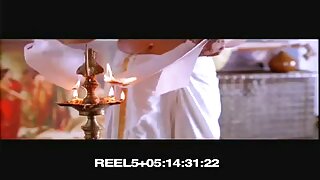 ಬಿಳಿ ಪ್ಯಾಂಟಿಯೊಂದಿಗೆ  ...